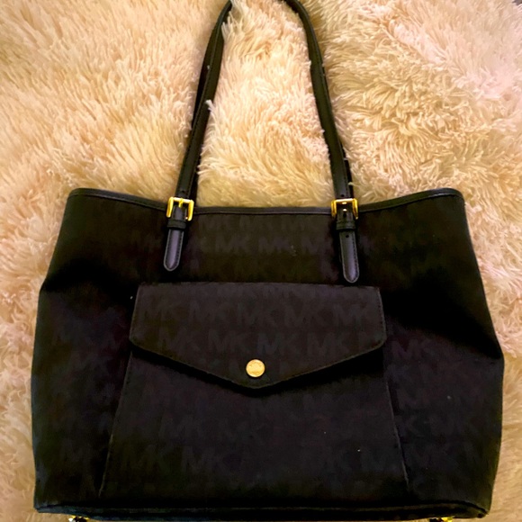 MICHAEL Michael Kors Handbags - Woman’s Michael Kors black signature handbag